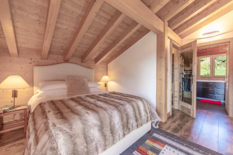 5 bedrooms House in Les Gets, France No. 99487 12
