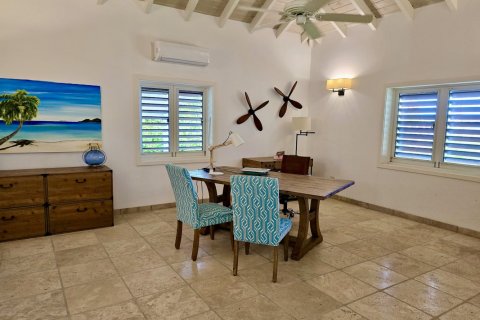 5 bedrooms Villa in Jolly Harbour, Antigua and Barbuda No. 75786 7