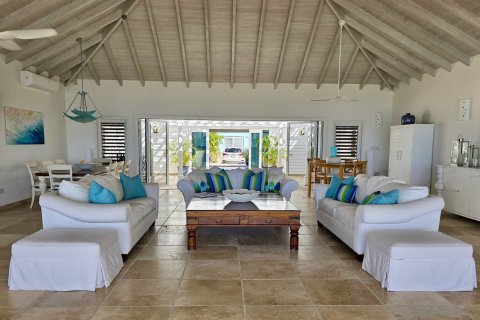 5 bedrooms Villa in Jolly Harbour, Antigua and Barbuda No. 75786 18