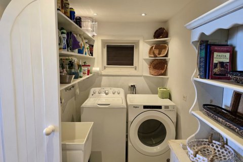 5 bedrooms Villa in Jolly Harbour, Antigua and Barbuda No. 75786 20