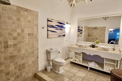 5 bedrooms Villa in Jolly Harbour, Antigua and Barbuda No. 75786 8