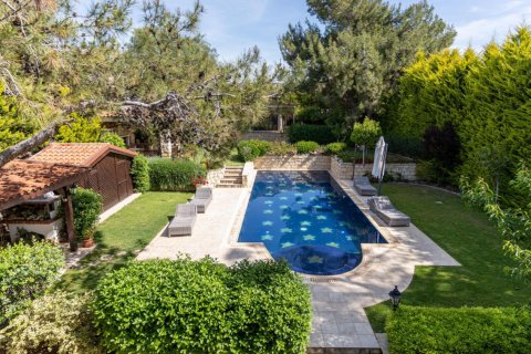 3 bedrooms Villa in Limassol, Cyprus No. 37488 4