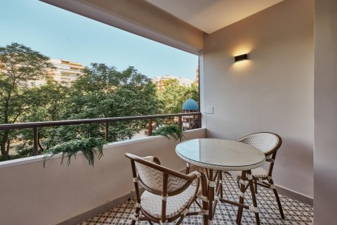 3 dormitorios Villa en Madrid, Spain No. 126185 1