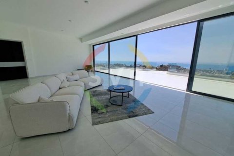 Вилла с 9 спальнями в Агиос Тихонас, Кипр №82050 2