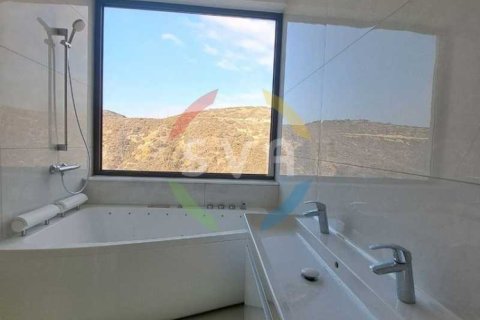 Вилла с 9 спальнями в Агиос Тихонас, Кипр №82050 7