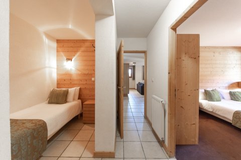 2 chambres Appartement à Morzine, France No. 99625 8