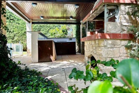 5 bedrooms House in Souni–Zanatzia, Cyprus No. 100716 4