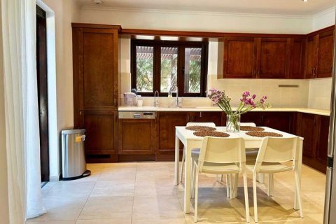 5 bedrooms House in Souni–Zanatzia, Cyprus No. 100716 7