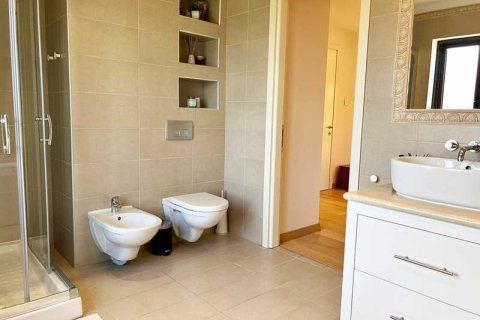 5 bedrooms House in Souni–Zanatzia, Cyprus No. 100716 9