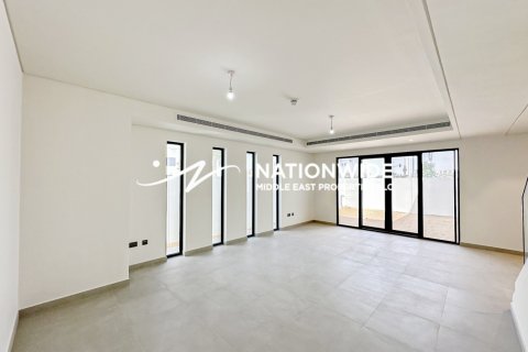 5 bedrooms Villa in Binh Duong, Vietnam No. 88786 5