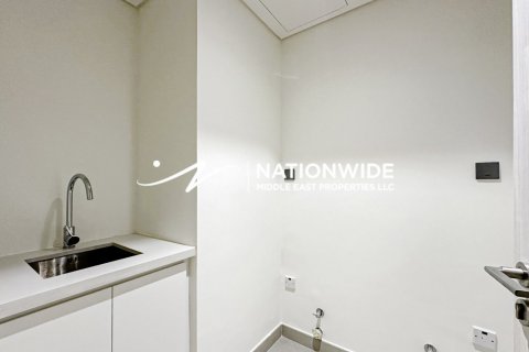 5 bedrooms Villa in Binh Duong, Vietnam No. 88786 9