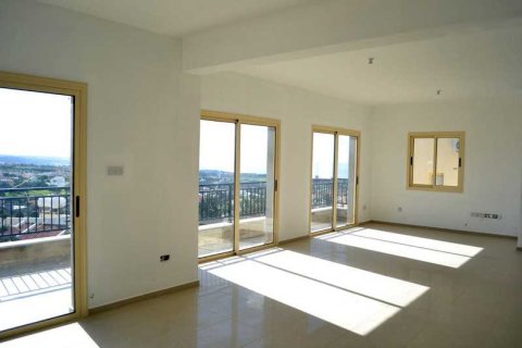 4 bedrooms Villa in Pegeia, Cyprus No. 84377 7