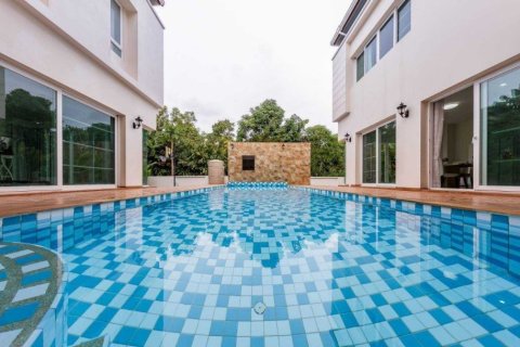4 bedrooms Villa in Phuket, Thailand No. 97269 6
