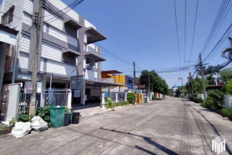 37 dormitorios Commercial property en Chiang Mai, Thailand No. 97930 2