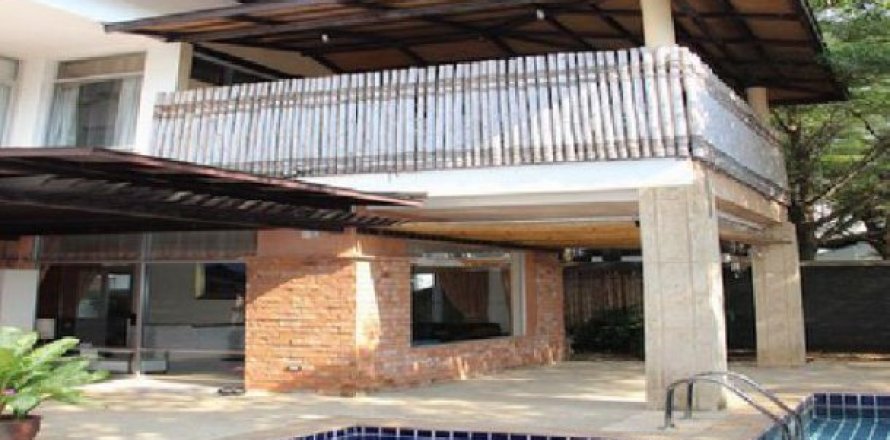 3 bedrooms Villa in Jomtien Beach, Thailand No. 96814