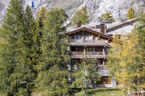 3 bedrooms Apartment in Val-d'Isere, France No. 99414 14