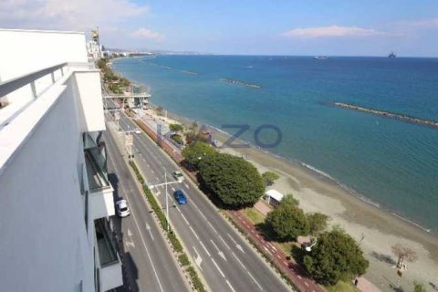 3 bedrooms Maisonette in Limassol, Cyprus No. 73645 6