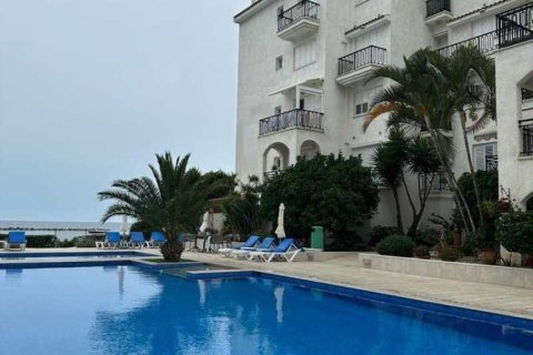 4 bedrooms Apartment in Germasogeia, Cyprus No. 65699 9