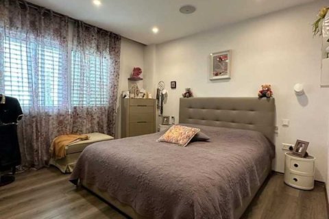 4 bedrooms Apartment in Germasogeia, Cyprus No. 65699 14