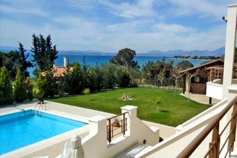 6 bedrooms Villa in Central Greece, Greece No. 49281 2