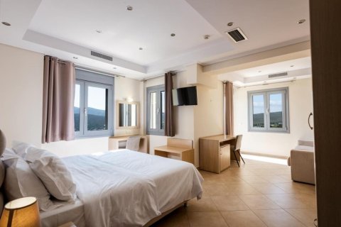 12 dormitorios Hotel en Marathon, Greece No. 107850 8