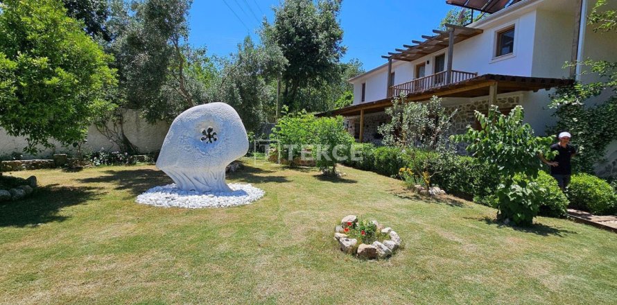 6 bedrooms Villa in Fethiye, Turkey No. 88589