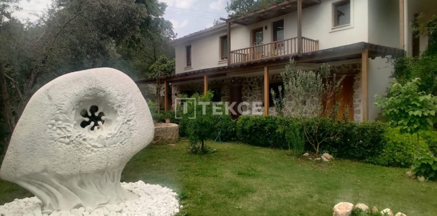 6 bedrooms Villa in Fethiye, Turkey No. 88589