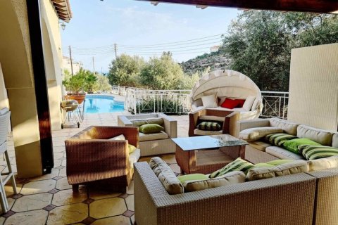 Вилла с 3 спальнями в Лимассол, Кипр №107018 15