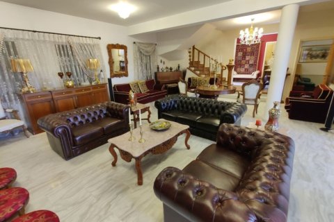 Вилла с 3 спальнями в Лимассол, Кипр №107018 4