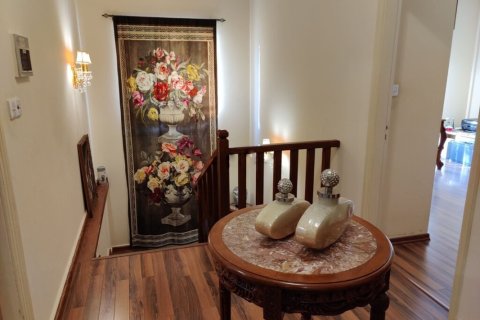 Вилла с 3 спальнями в Лимассол, Кипр №107018 6