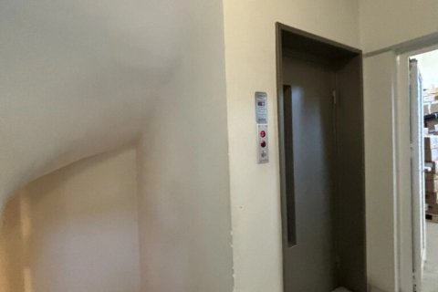 645m² Building in Peristeri, Greece No. 108386 5