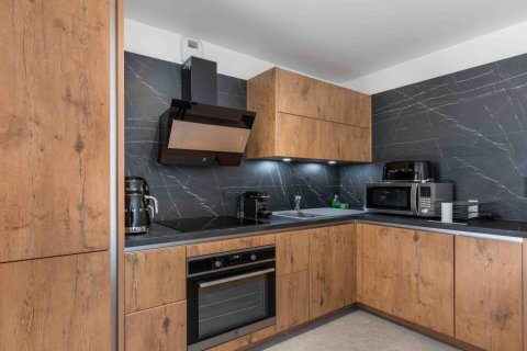 Квартира с 1 спальней в Шампаньи-ан-Вануаз, Франция №99734 4