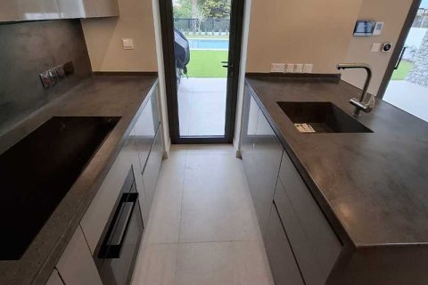 5 bedrooms Villa in Lakatamia, Cyprus No. 80759 5