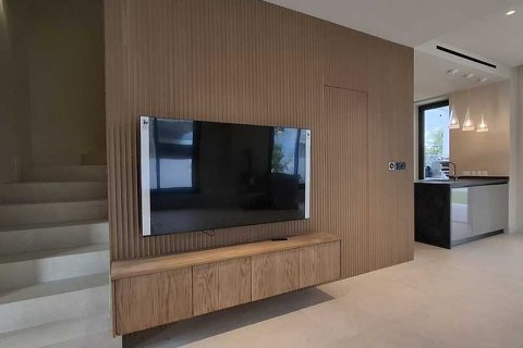 5 bedrooms Villa in Lakatamia, Cyprus No. 80759 2