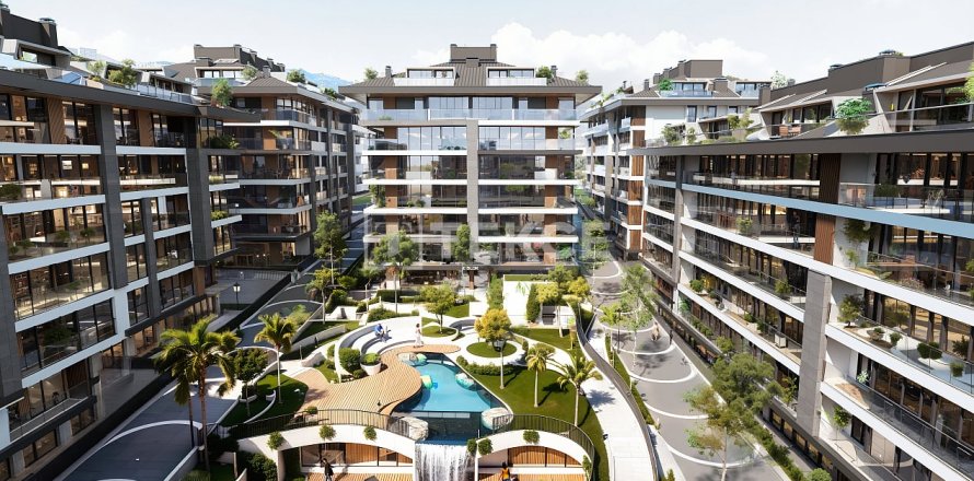 4 bedrooms Apartment in Istanbul, Turkey No. 129317