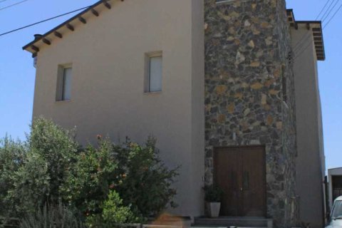 4 bedrooms House in Limassol, Cyprus No. 30243 3