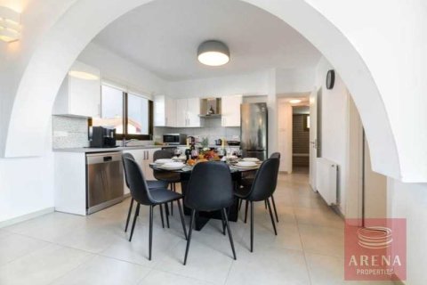 4 bedrooms Villa in Ayia Napa, Cyprus No. 76561 8