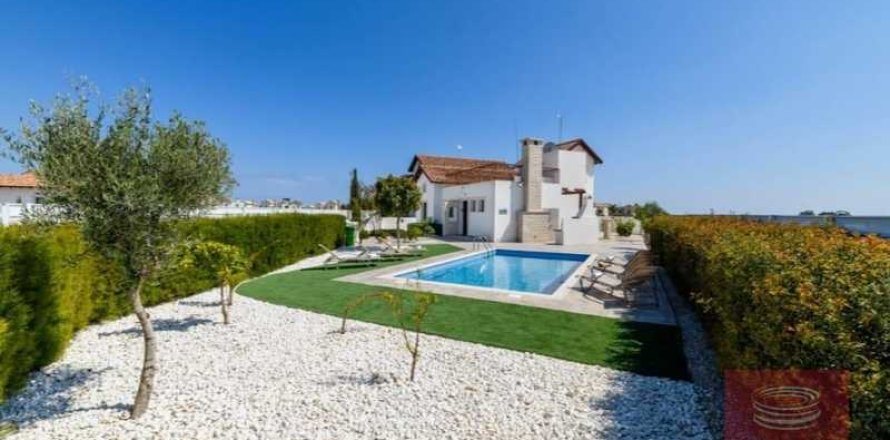 4 bedrooms Villa in Ayia Napa, Cyprus No. 76561