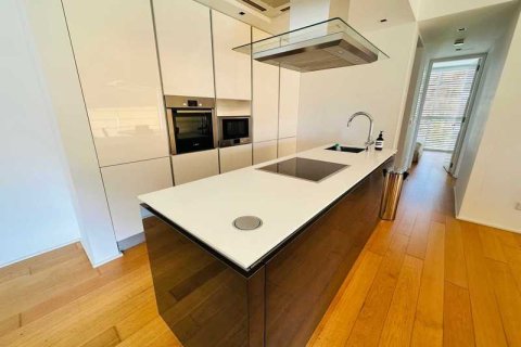 2 dormitorios Apartment en Limassol, Cyprus No. 34545 6