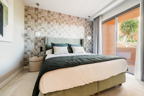 4 bedrooms Apartment in Thuan Nam, Vietnam No. 27339 3