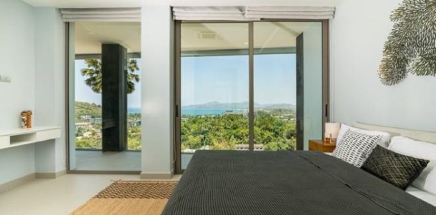 2 bedrooms Apartment in Surin Beach, Thailand No. 96421