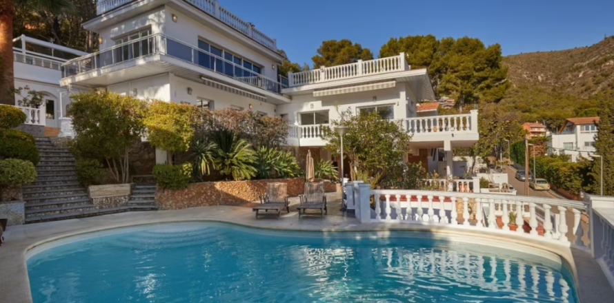 5 chambres House à Castelldefels, Spain No. 25840