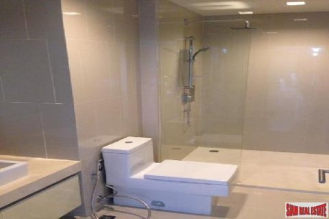 2 bedrooms Apartment in Bangkok, Thailand No. 96338 7