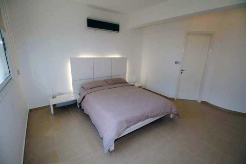 3 bedrooms Apartment in Paphos, Cyprus No. 77459 6