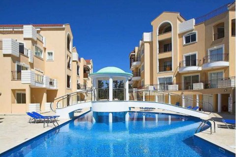 3 bedrooms Apartment in Paphos, Cyprus No. 77459 1