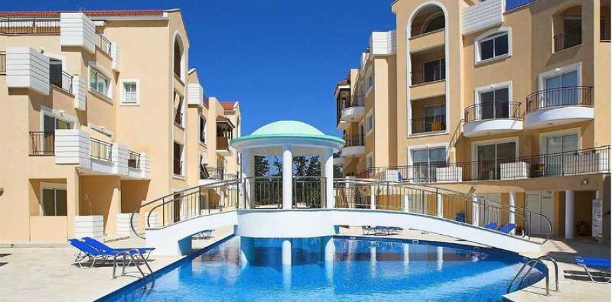 3 bedrooms Apartment in Paphos, Cyprus No. 77459