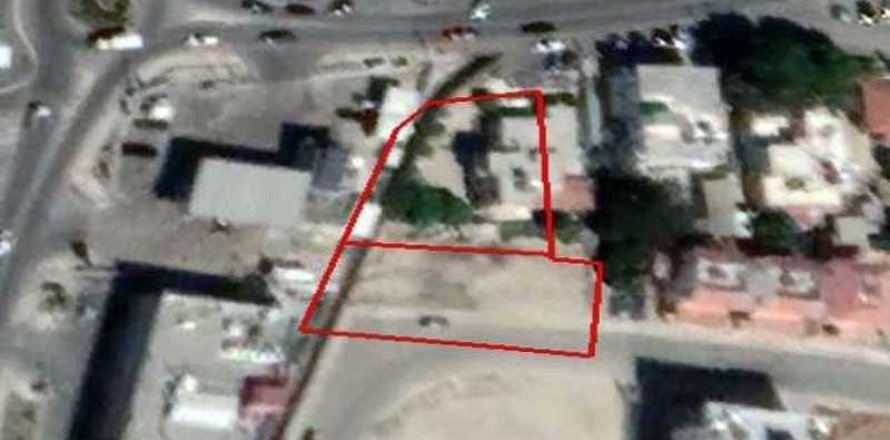 Commercial property in Pera Chorio, Cyprus No. 35765