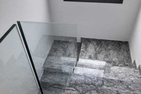 2 bedrooms House in Germasogeia, Cyprus No. 76015 5