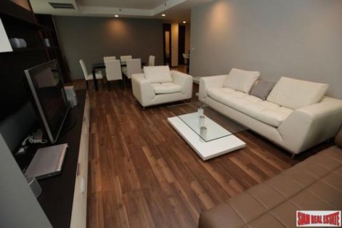 2 dormitorios Apartment en Bangkok, Thailand No. 96834 4