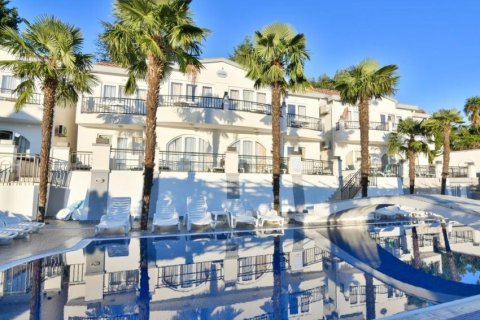 47 bedrooms Commercial property in Herceg Novi, Montenegro No. 66877 1